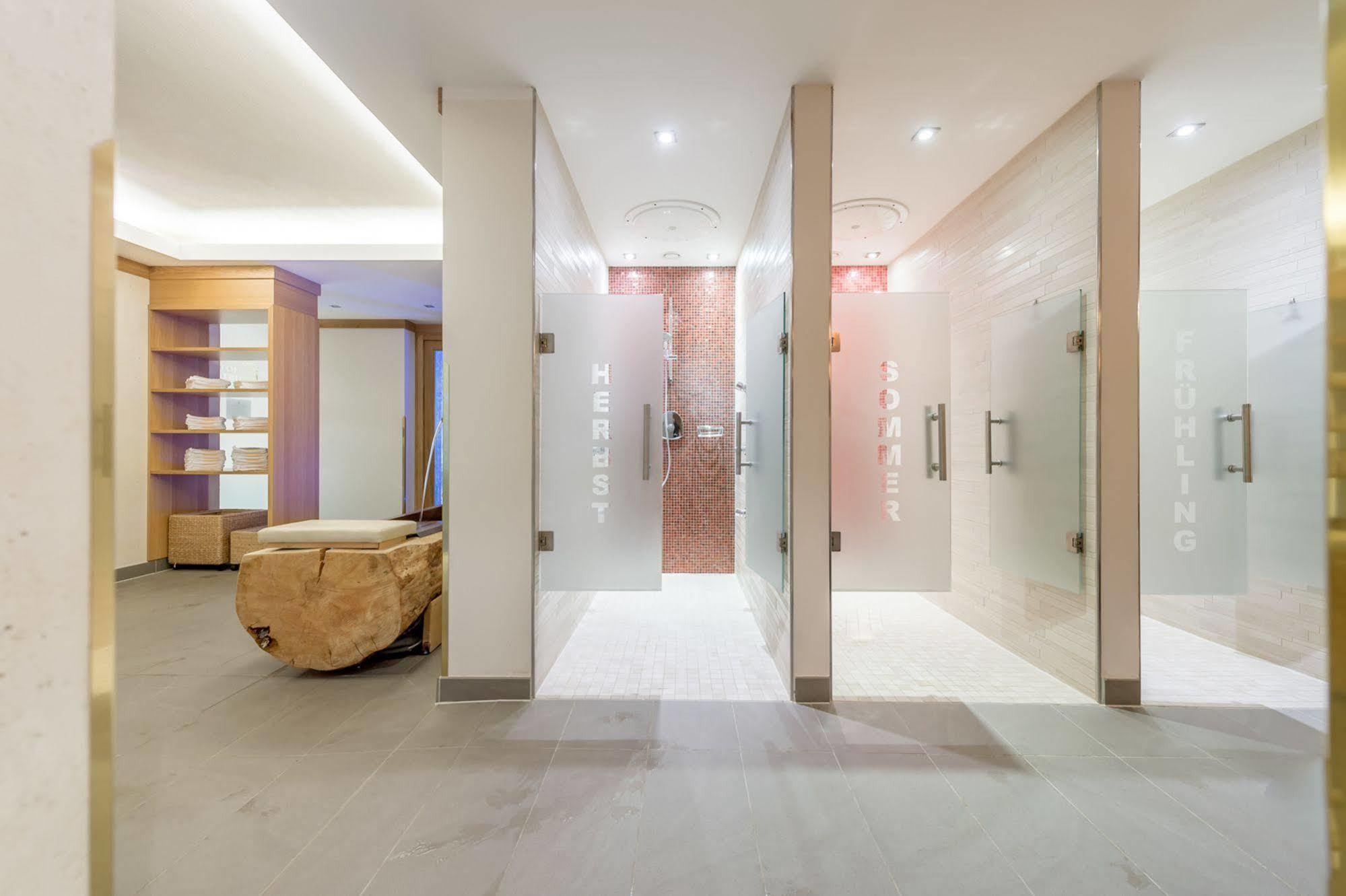 Sporthotel Neustift Neustift im Stubaital Exterior photo